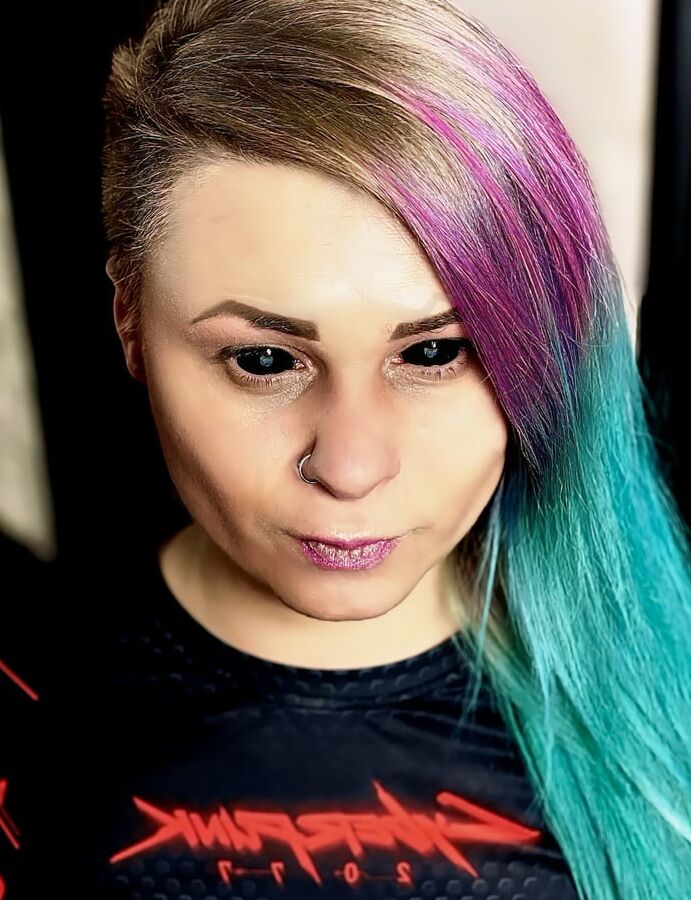 MISTRESS VIOLETTADEE - MINDBREAKERS