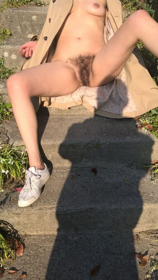JoyTwoSex - Spreading