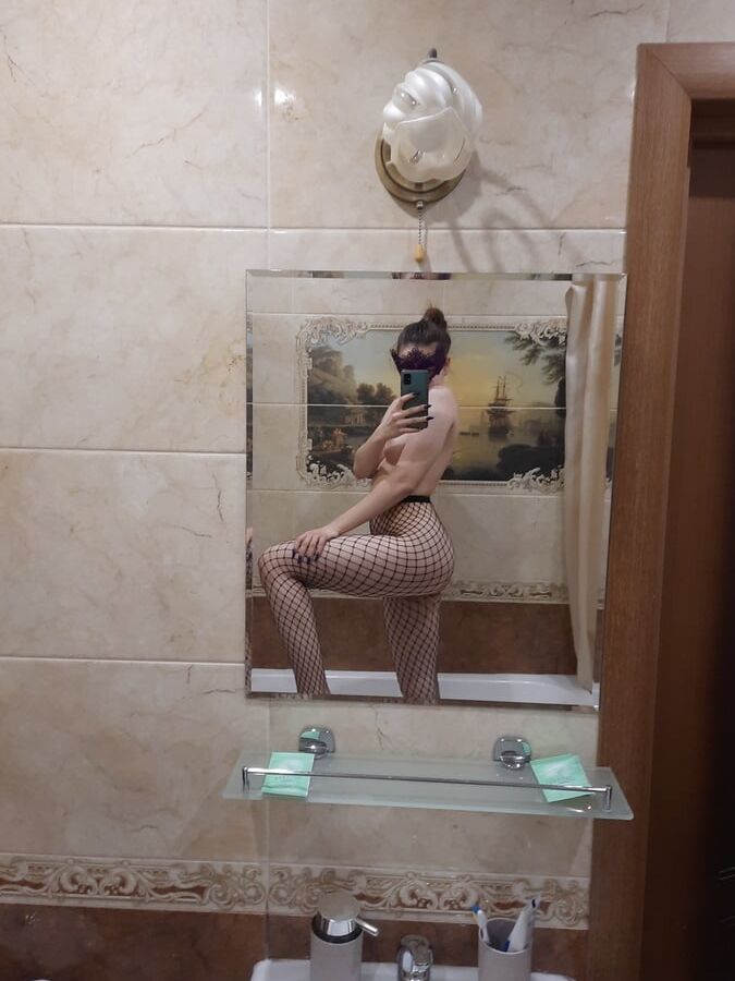 Body in pantyhose