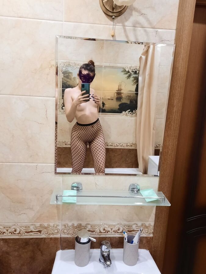 Body in pantyhose