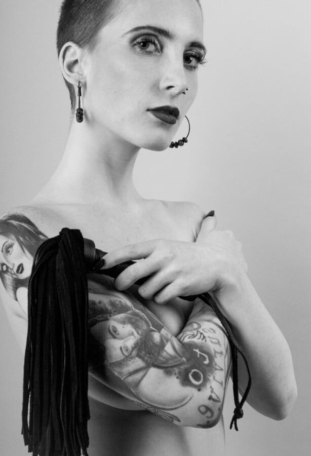 Hot Pics Lou Nesbit.Lia Louise 3