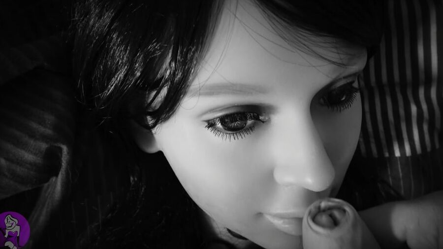 Pretty Real Doll Blowjob - Facial & Throatfuck
