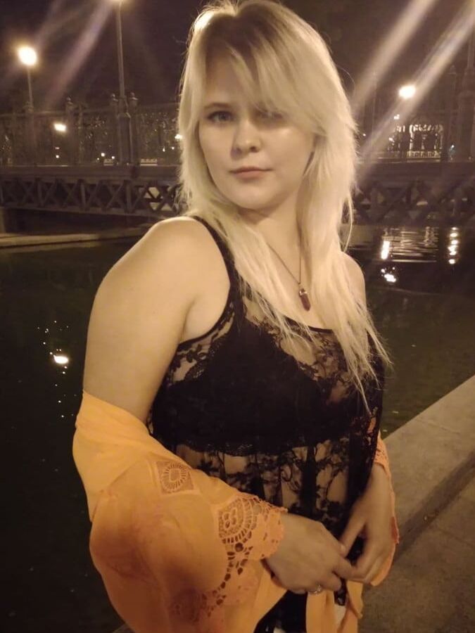 Go to my free twitter!)
