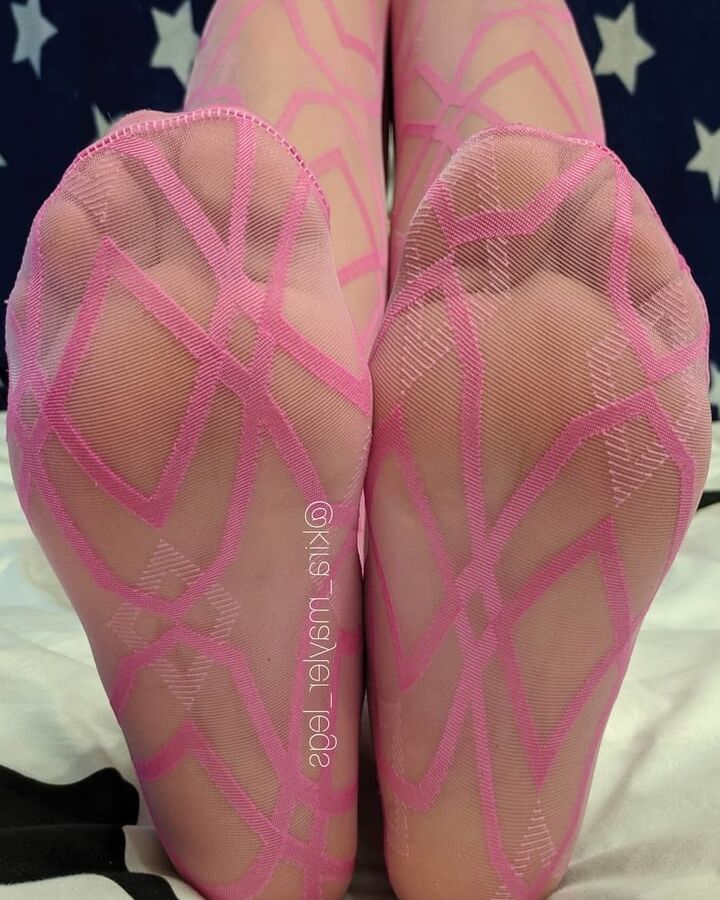 My Pantyhose legs