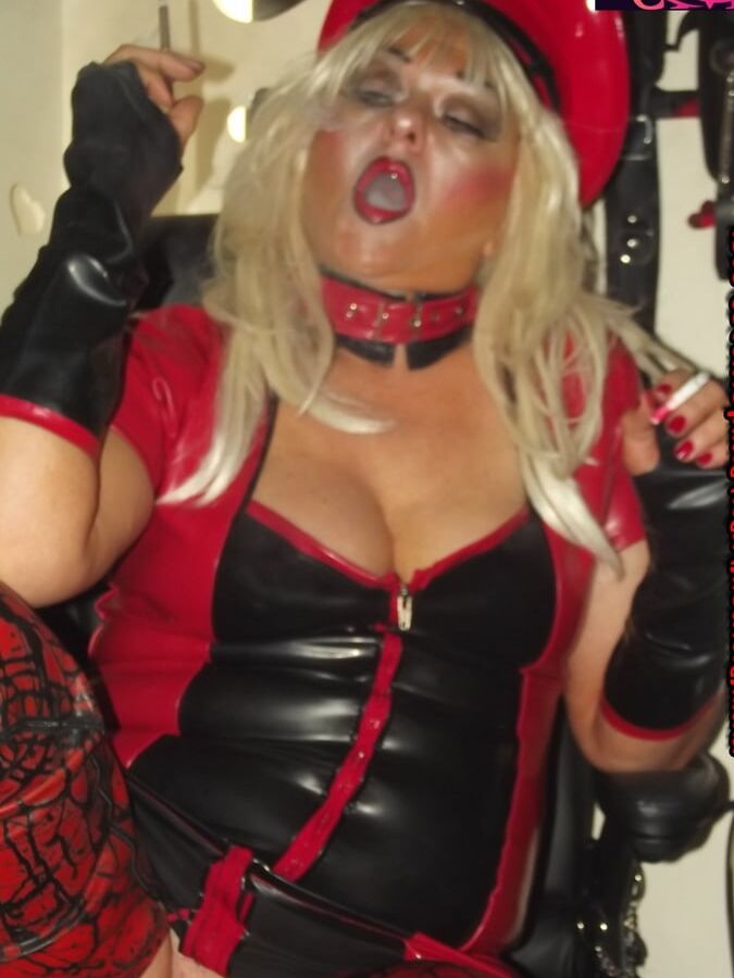 RUBBER WHORE