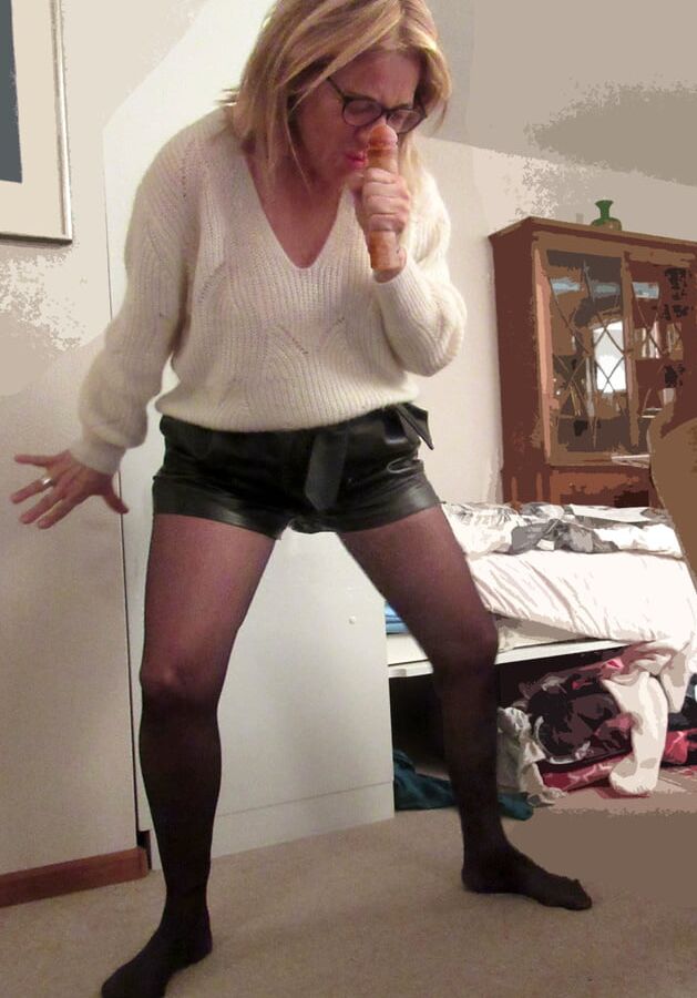 Wife's pantyhose of New Years eve