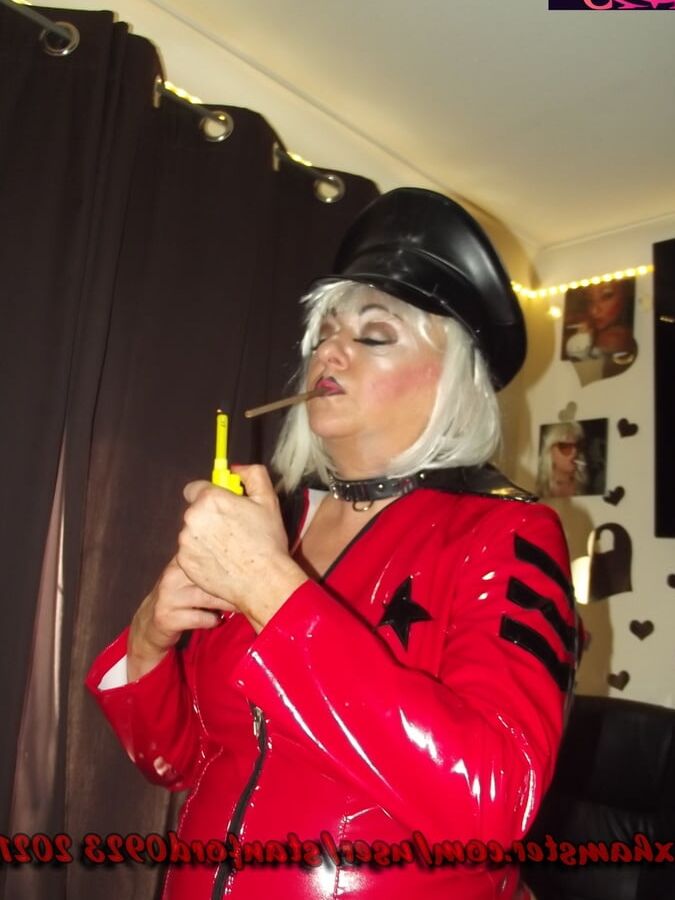 MISTRESS SMOKE PT2