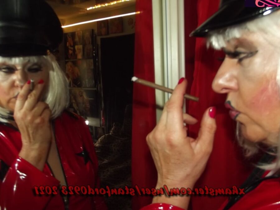 MISTRESS SMOKE PT2