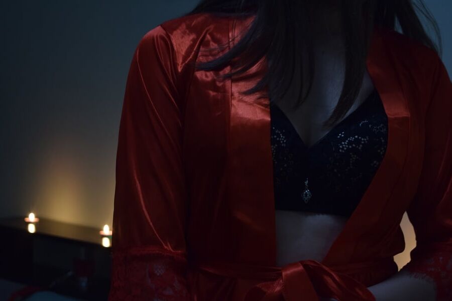 Mmm, good ass, good tits, good dick