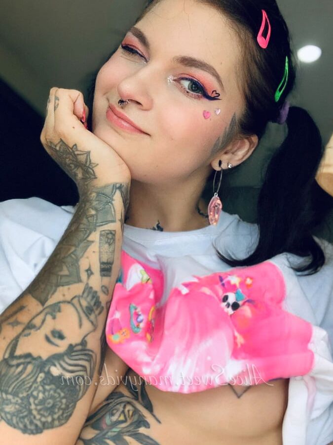 Alice Sweet hot stuff