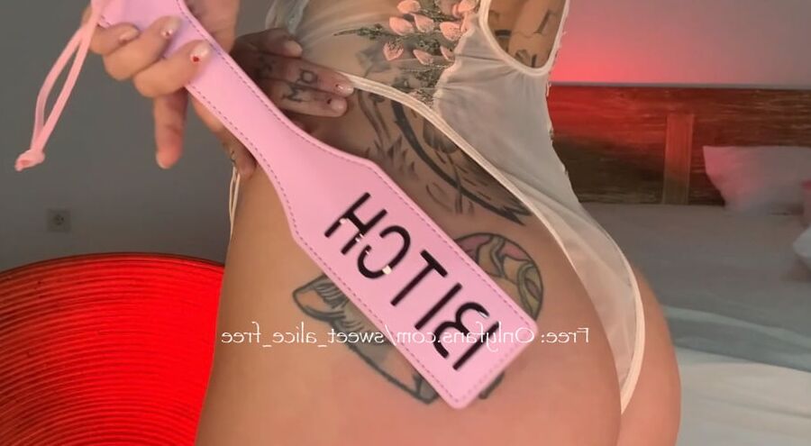 Alice Sweet hot stuff