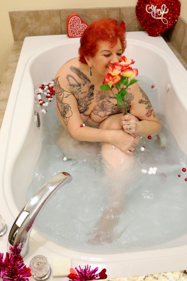 Amazing Goddess Valentines Bath