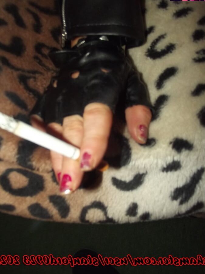 MISTRESS SMOKE RETURNS