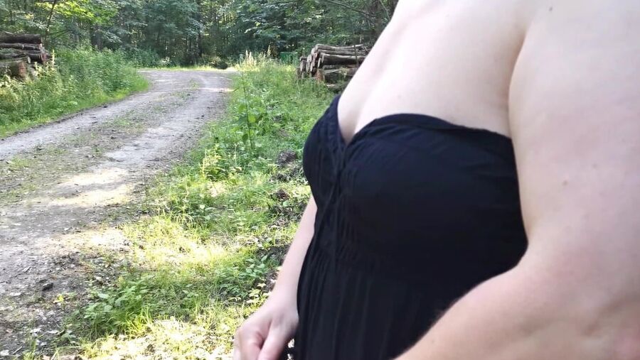 Tit slapping red for fun while hiking