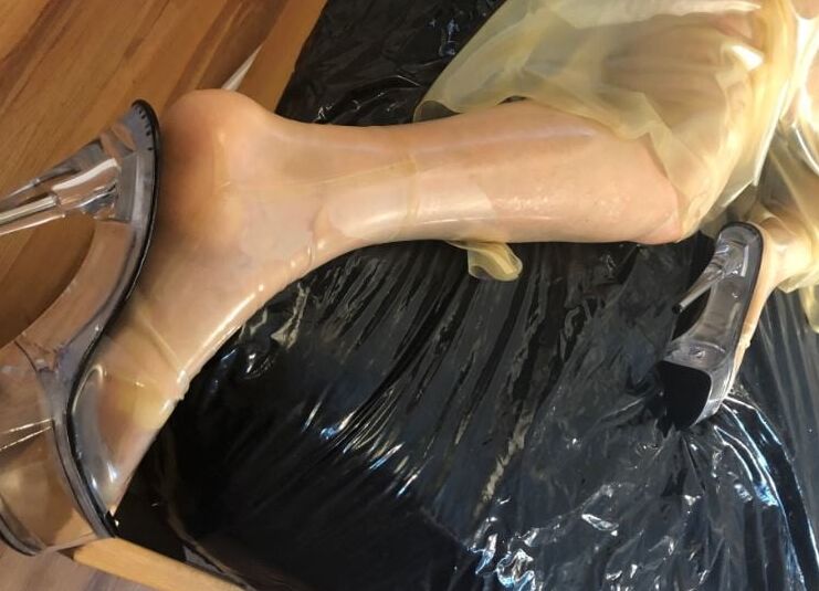 Transparent Latex Masturbation