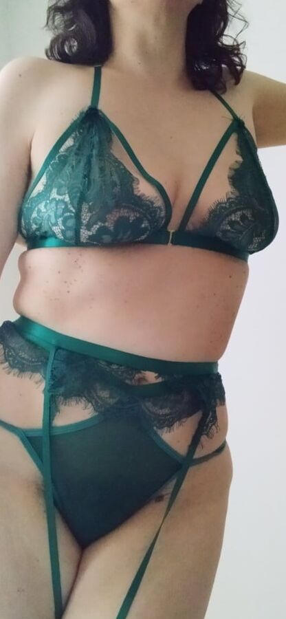 JoyTwoSex - Green Lingerie
