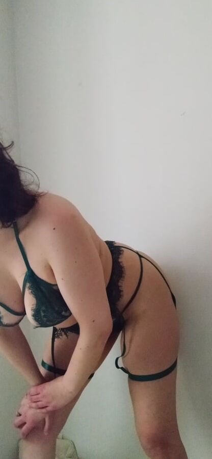 JoyTwoSex - Green Lingerie