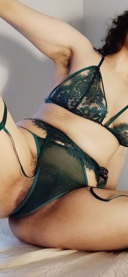 JoyTwoSex - Green Lingerie