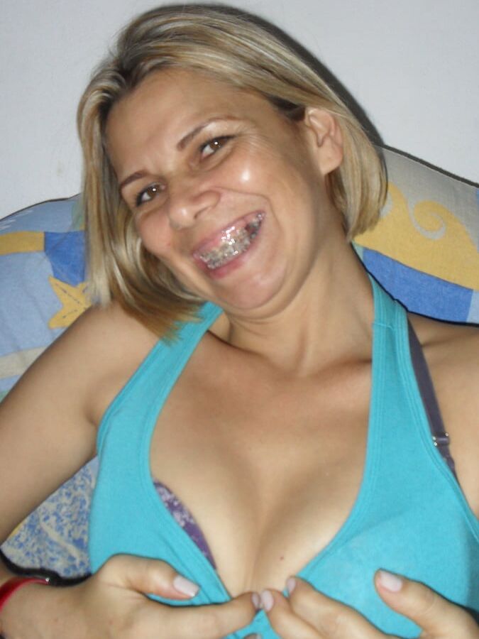 MILF Eloise WEBSLUT