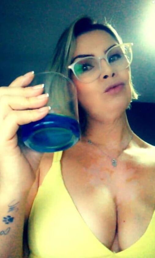 MILF Eloise WEBSLUT