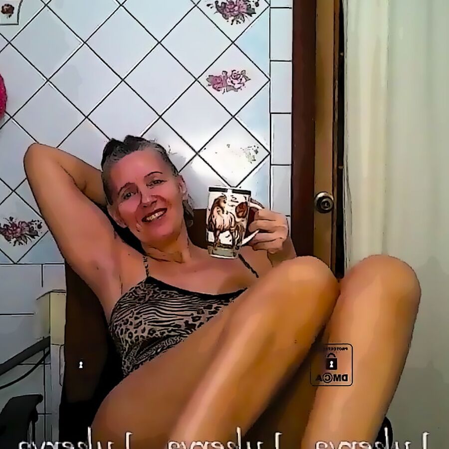 Doyou know whats in the soul of a lonely woman with a smile?