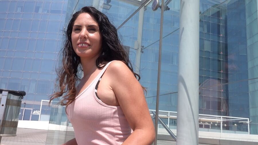 GERMAN SCOUT - PAWG LATINA LINDA PICKUP AND FUCK ON STREET