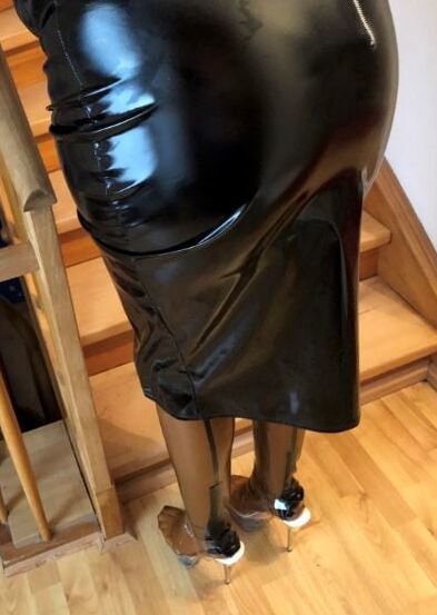 Latex, Heels and Dildo Blowjob