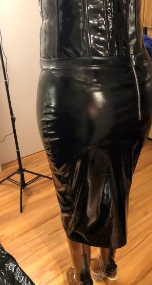 Latex, Heels and Dildo Blowjob