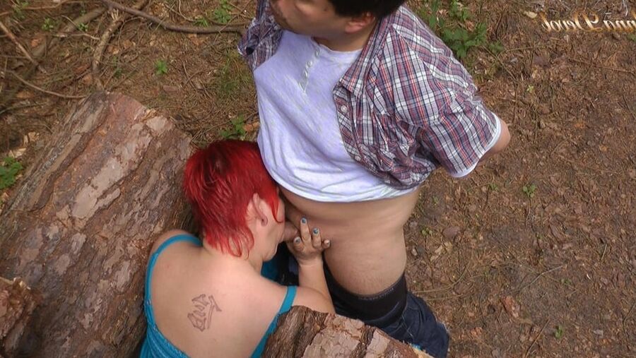 Outdoor blowjob - Mosquitoes raid