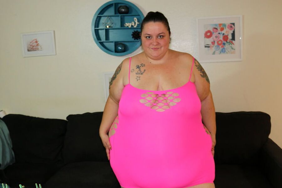 SSBBW in Tight Pink Dress