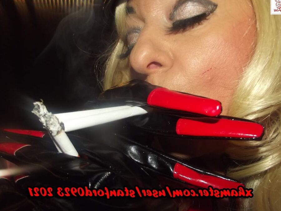 MISS SMOKE