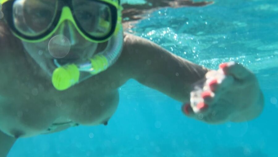Rate my naked diving experience