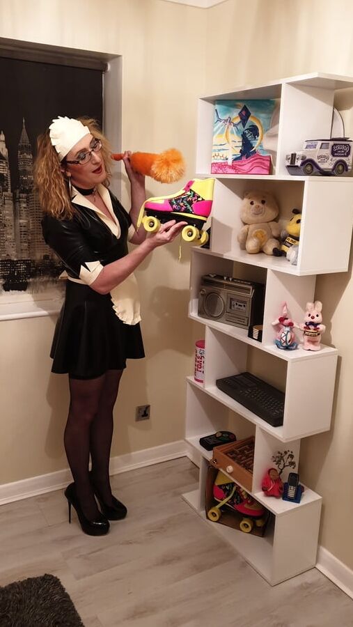 Latex Maid With a Pump Up Anal Plug, Stockings and Heels