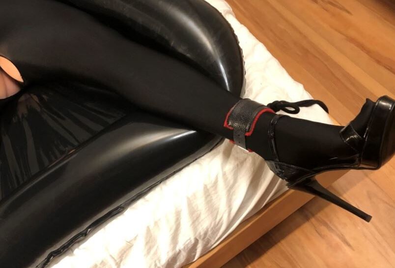 Bound, Vibed, Squirt and Heels Facial Fetish