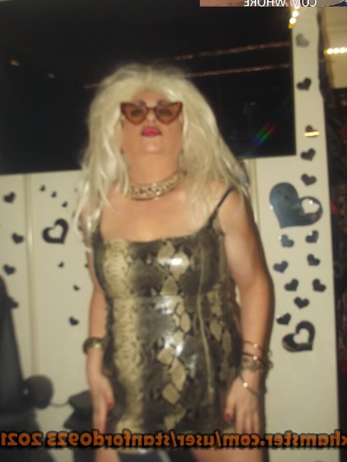 MARRIED COCK SUCKER AND CUM WHORE FOR ALL