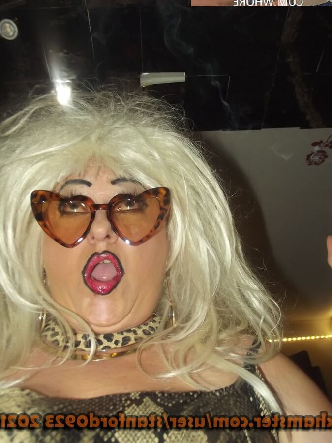 MARRIED COCK SUCKER AND CUM WHORE FOR ALL