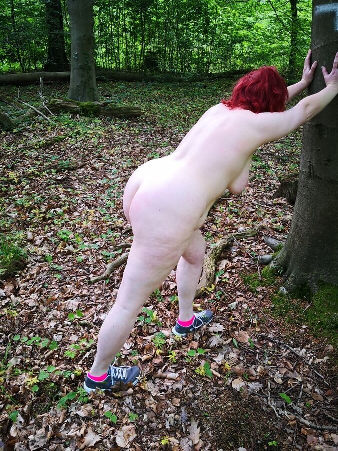 Pure naked hiking in public