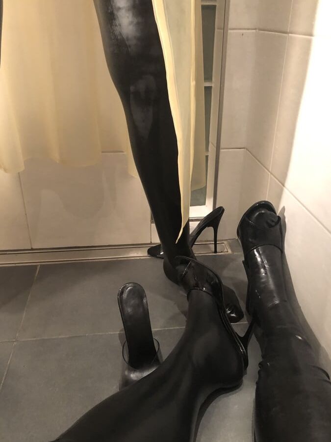 Latex in Shower