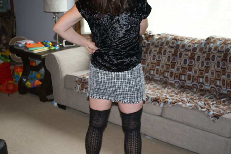Hot slut mom spreading for all to see