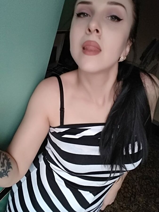 I know you like me .Please vote
