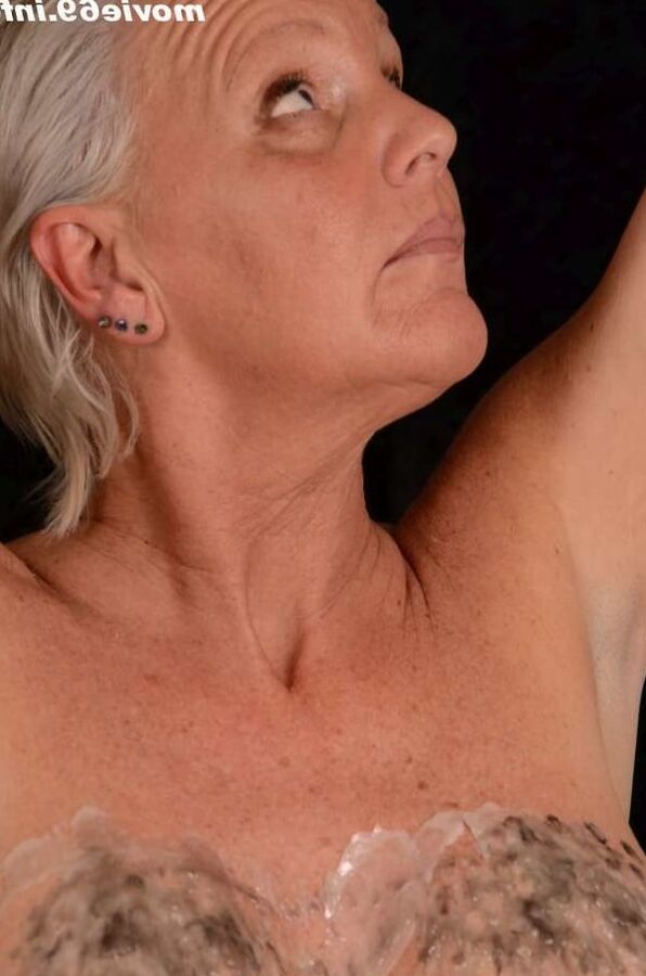 Submissive MILF Jill Summer with wax on her tits