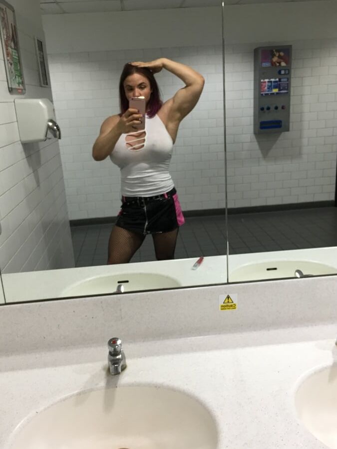 TABBYANNE ME SEXY MILF SHOWING ASS TITS IN PUBLIC CINEMA MAN
