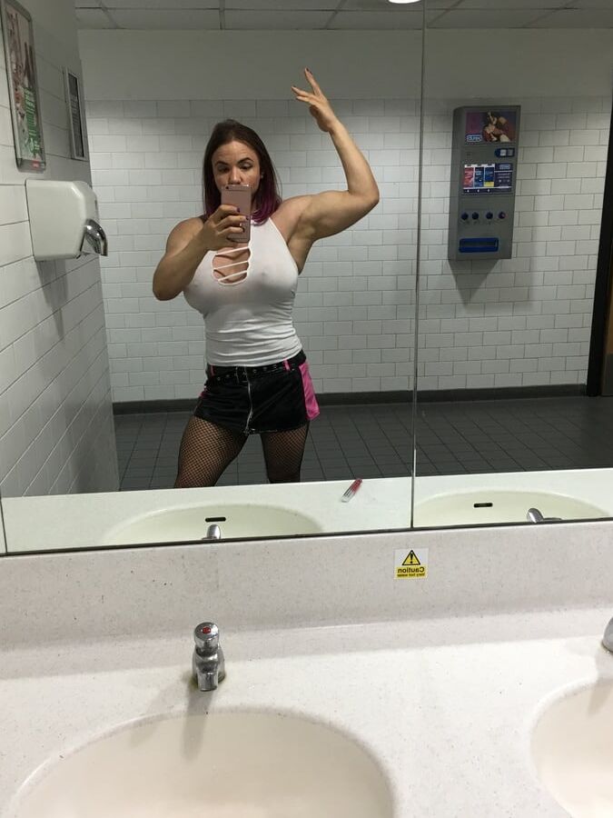 TABBYANNE ME SEXY MILF SHOWING ASS TITS IN PUBLIC CINEMA MAN