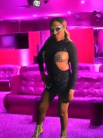 LIL Black dress new years eve 2020