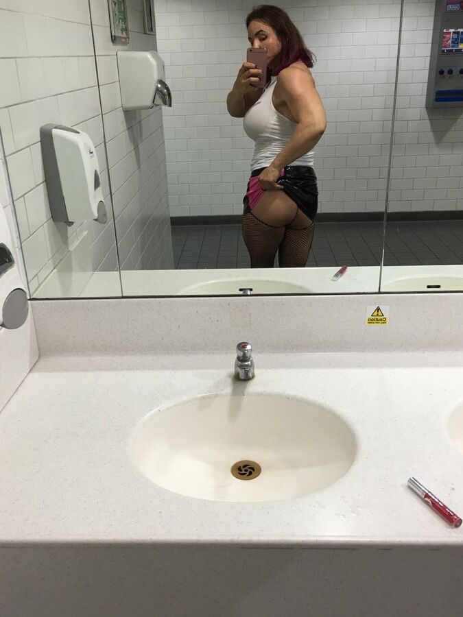 TABBYANNE ME SEXY MILF SHOWING ASS TITS IN PUBLIC CINEMA MAN