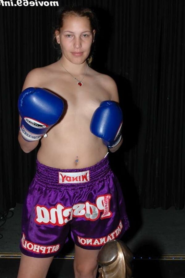 Teen Nathalie and Dany Sun are boxing topless