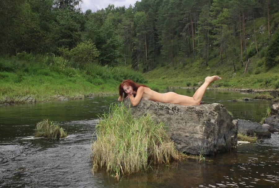 In the bed of Derzha-river