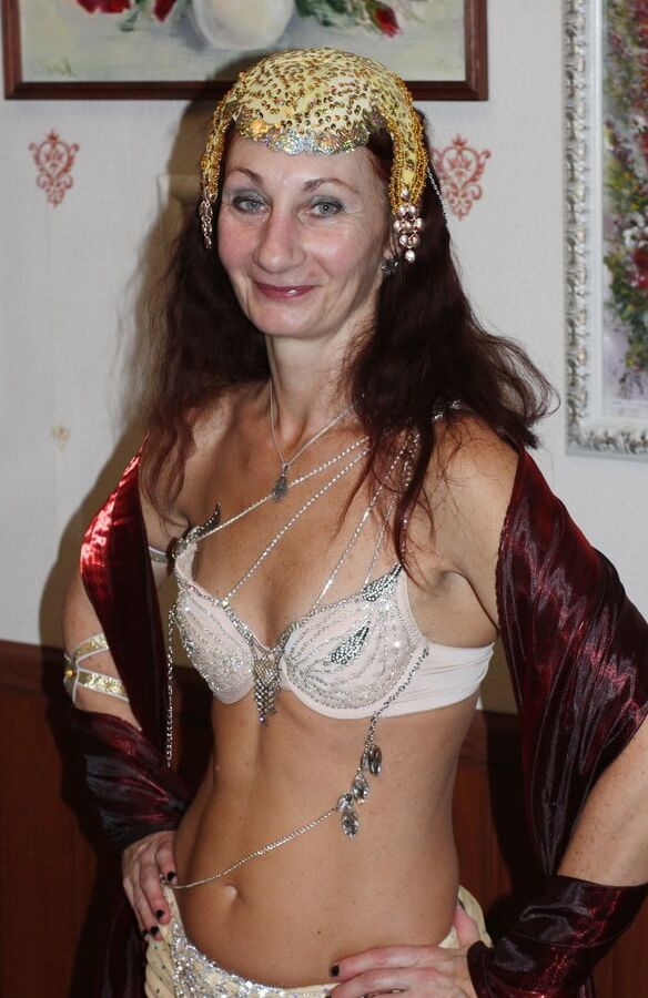 Salomea costume