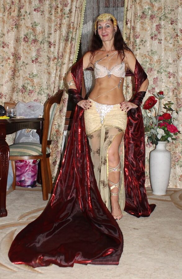 Salomea costume