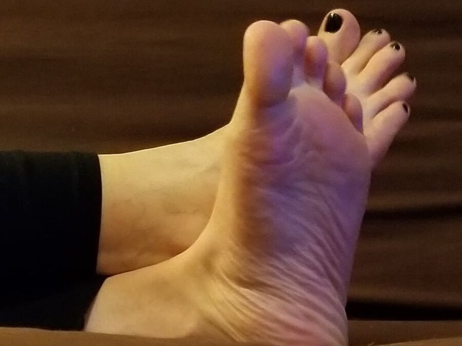 Sunny Grove Sexy Feet